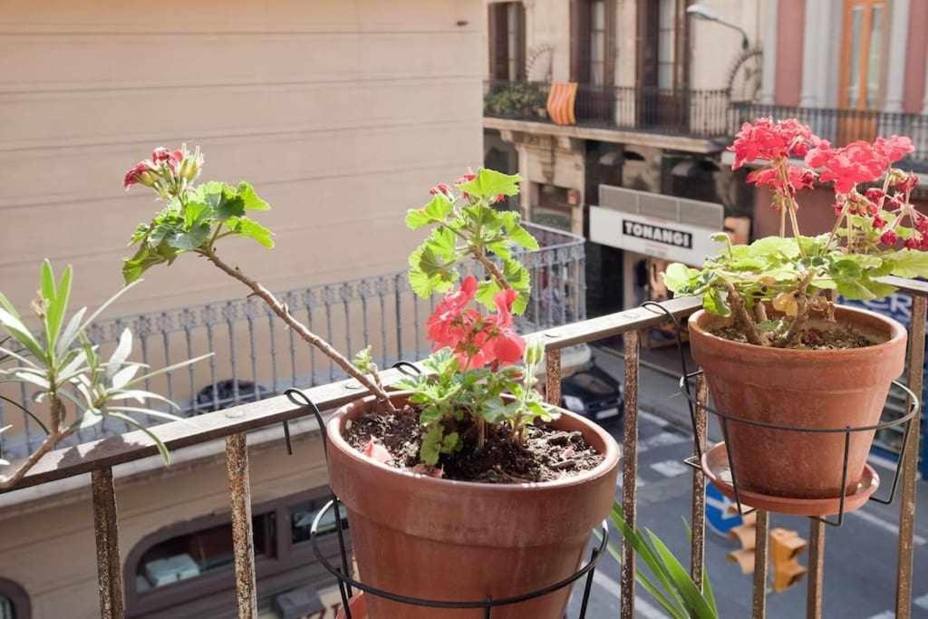 Apart Centrico Con Terraza En Gracia Barcelona Exterior foto
